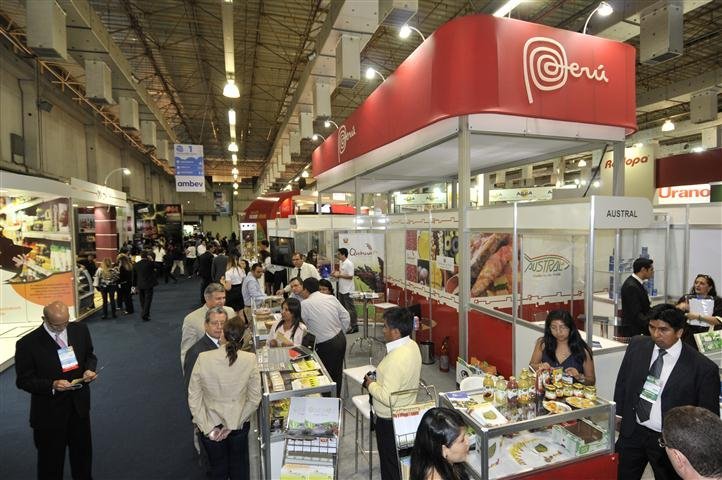 Diferentes productos peruanos del sector agro y pesca se vienen siendo mostrados en APAS Brasil 2014.