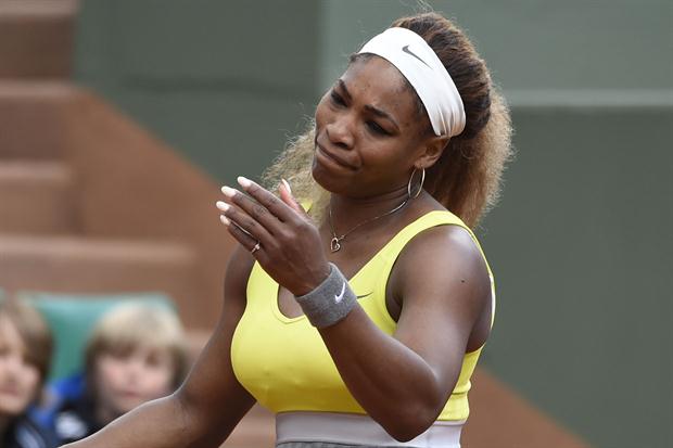 Serena Williams estuvo por debajo de su nivel y le dijo adiós al torneo francés.