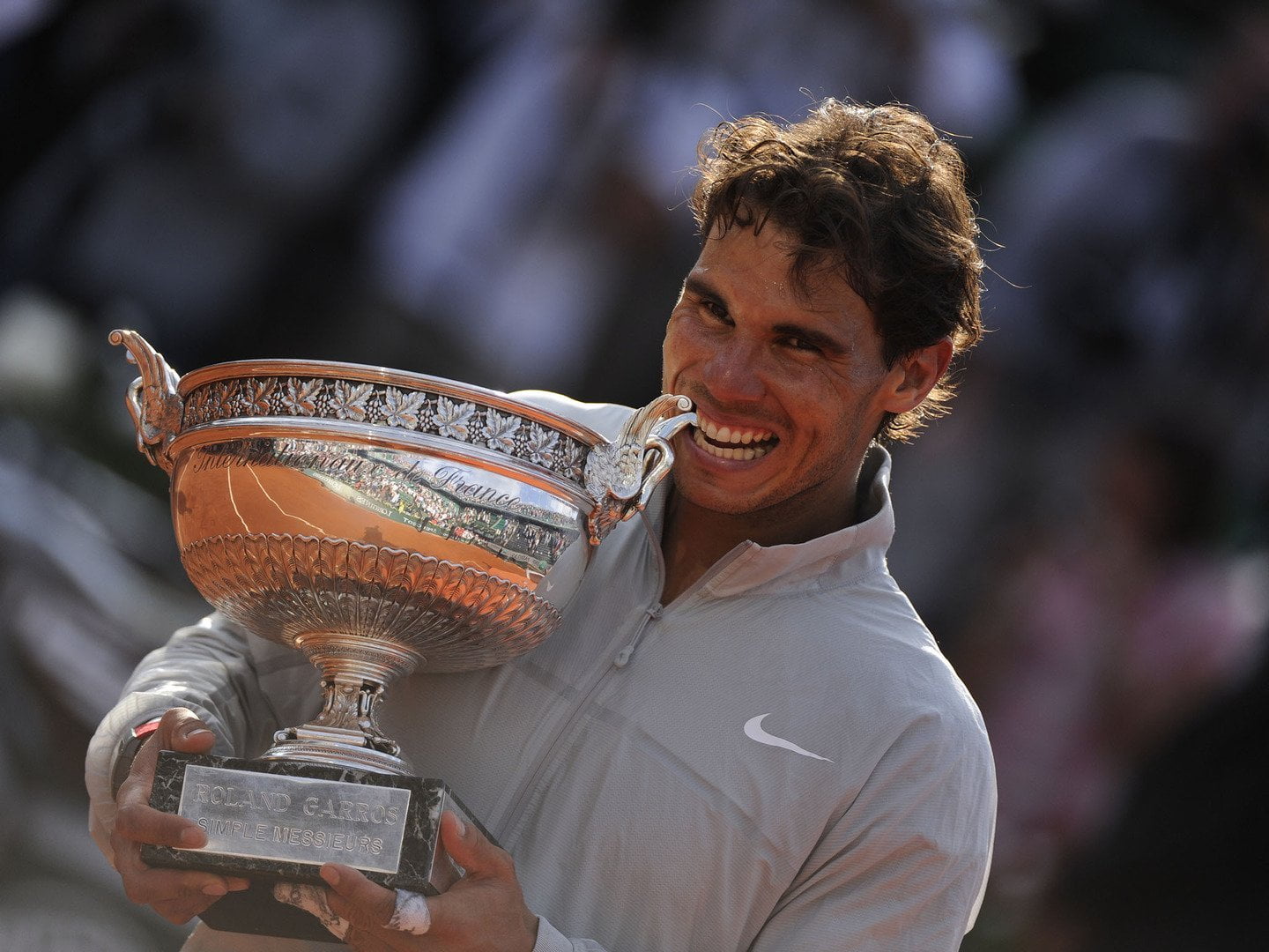 Otro mordisco más de Rafael Nadal en Roland Garros tras conquistar su noveno trofeo.