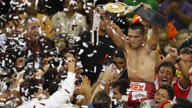 El peruano Alberto Rossel fue proclamado por la AMB como el campeón absoluto de la categoría minimosca.