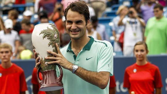 Roger Federer y un nuevo trofeo conquistado