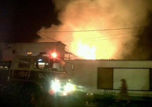 Bomberos sofocaron 16 incendios en una hora durante la noche de Navidad