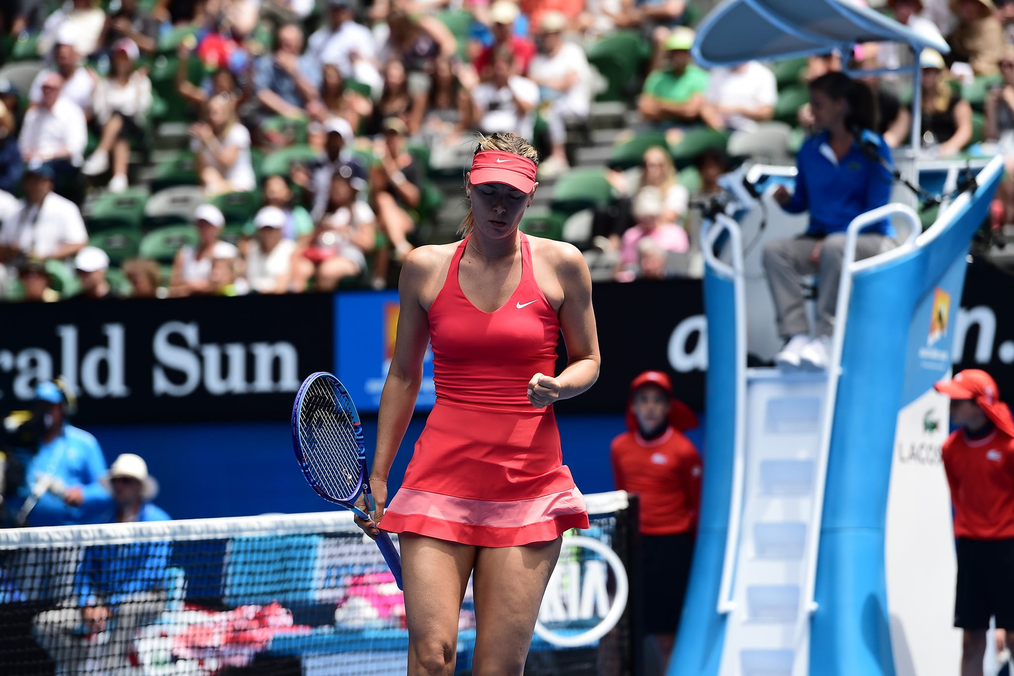 María Sharapova mostró su potencial ante la china Peng.