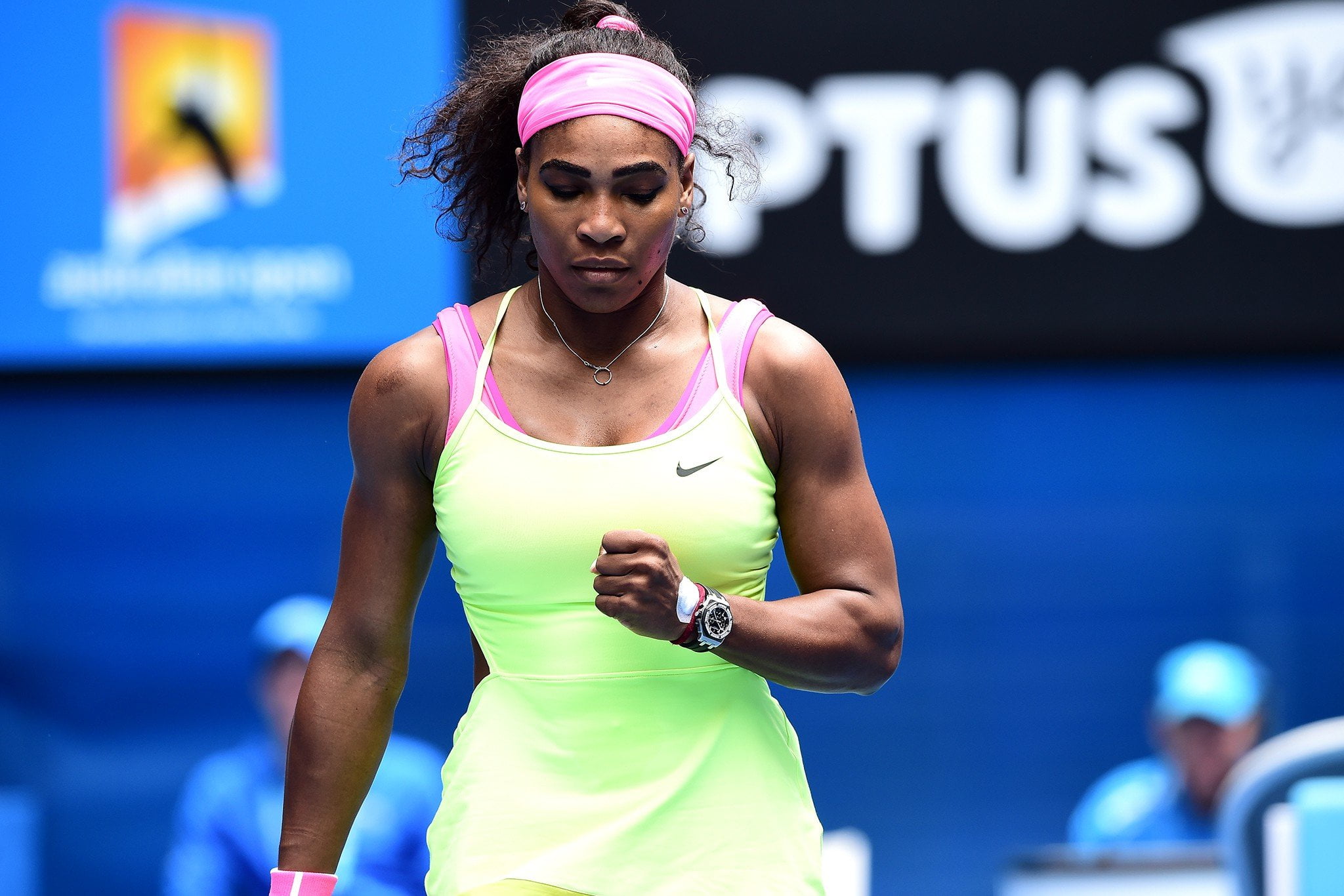 Serena Williams la tuvo complicada ante Muguruza pero finalmente termino la superó con mucho temple y solidez.