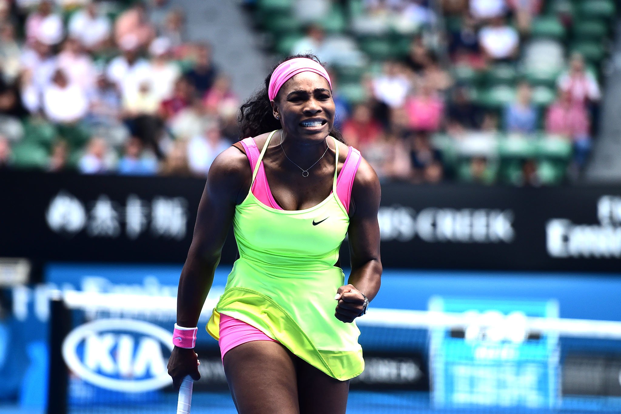 Serena Williams sigue imponiendo su favoritismo en Australia.