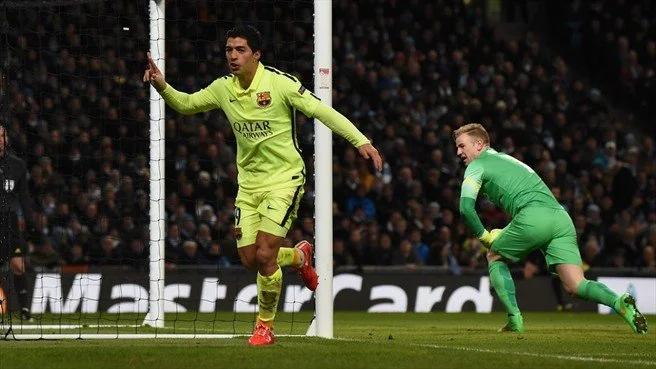Barcelona se llevó tres puntos importantísimos de Inglaterra gracias a los goles del uruguayo Suárez.