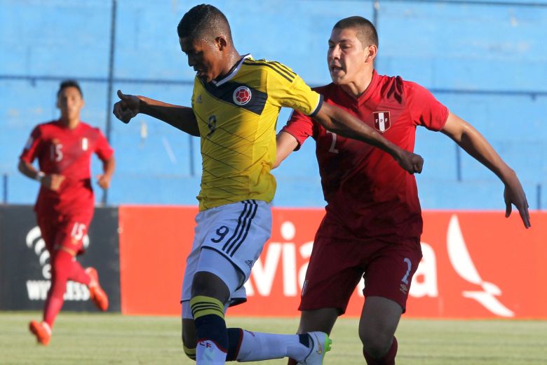 Los colombianos lograron su primer triunfo en el torneo ante Perú.