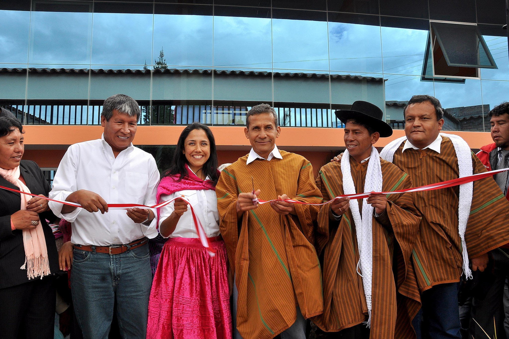 Presidente Humala inaugura obras de mejoramiento en I.E. 38132, en Los Morochucos, Cangallo, Ayacucho