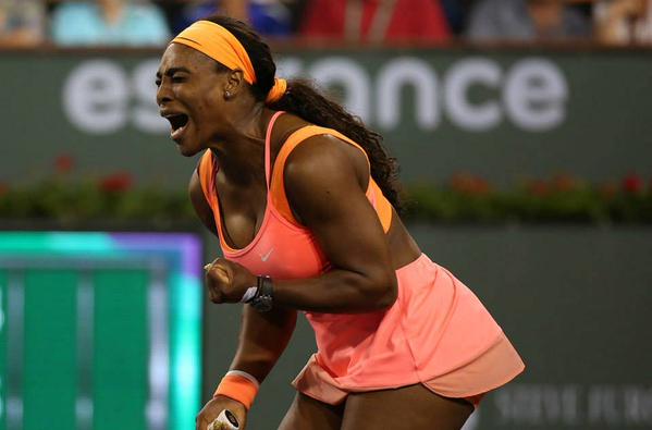 Serena Williams dio cátedra de tenis a la kazaja Diyas.