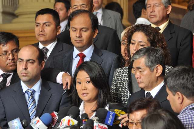 Congresistas del partido de Keiko Fujimori limpiados por comisión de Ética