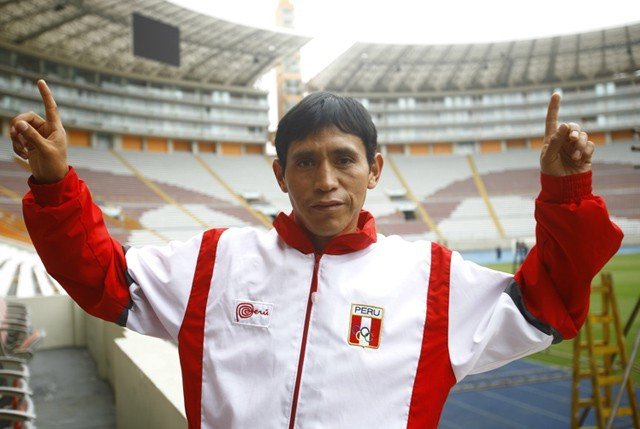 Raúl Pacheco clasificó a Río de Janeiro 2016 tras imponer nuevo record nacional de Maratón.