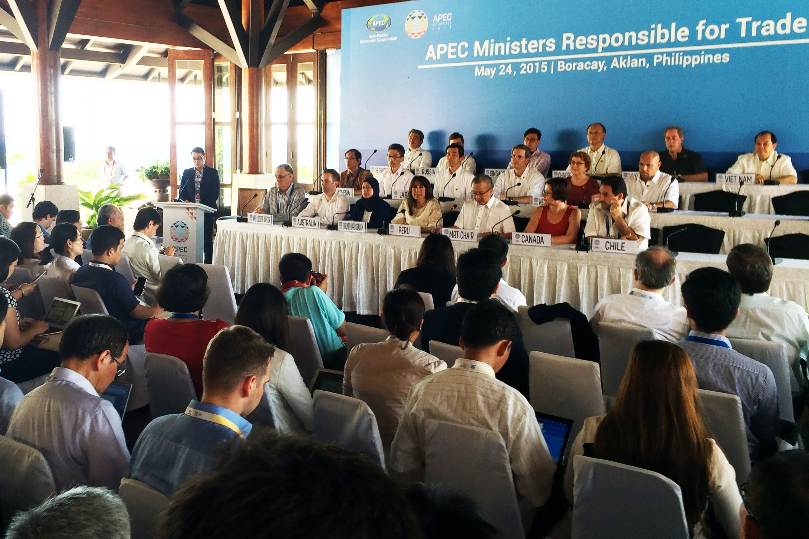 Ministros de Comercio del APEC adoptaron medidas para impulsar la globalización de las micro,  pequeñas y medianas empresas.