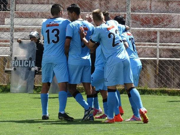 Real Garcilaso se mantiene en racha victoriosa.