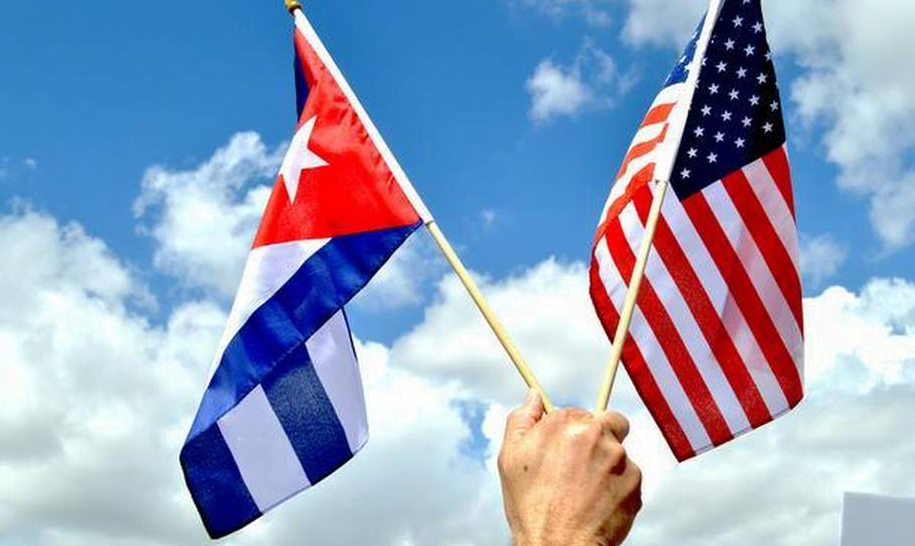 Histórico: EE.UU. y Cuba reabren embajadas 54 años después