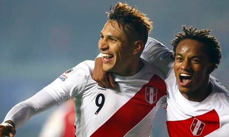 Paolo Guerrero y André Carrillo fueron artífices del triunfo nacional sobre Paraguay.