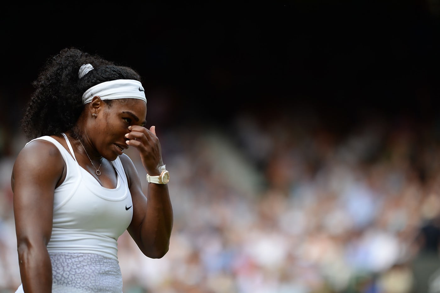 Aunque frustrada en muchos pasajes, Serena Williams logró sacar su partido adelante.