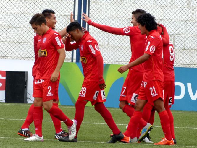 Aurich volvió a ganar en el Clausura.