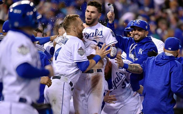 Gran victoria de los Royals de Kansas City en el inicio de la Serie Mundial.