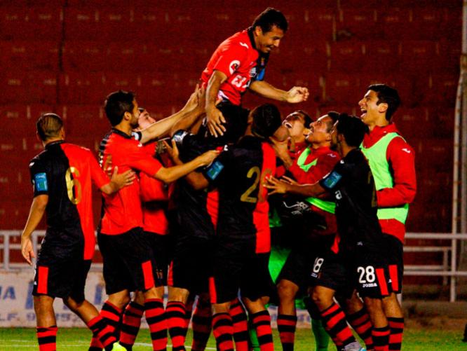 Melgar celebró ante Cienciano y lidera el Clausura junto a Cristal.