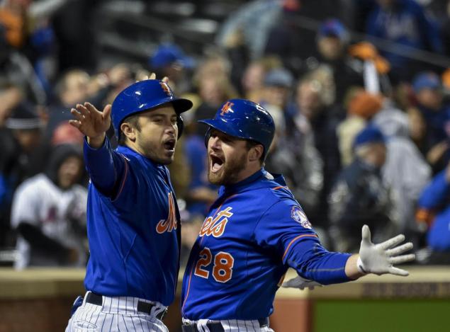 Murphy (28) otra vez produjo un jonrón para el triunfo de los Mets.