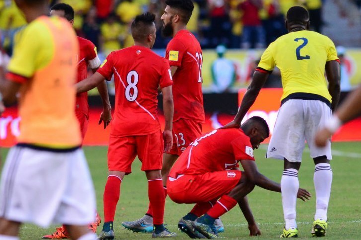 Perú debutó con una derrota por las Clasificatorias Rusia 2018.