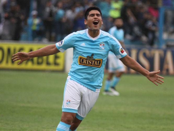 Avila marcó el tanto de la victoria de Sporting Cristal sobre Juan Aurich.