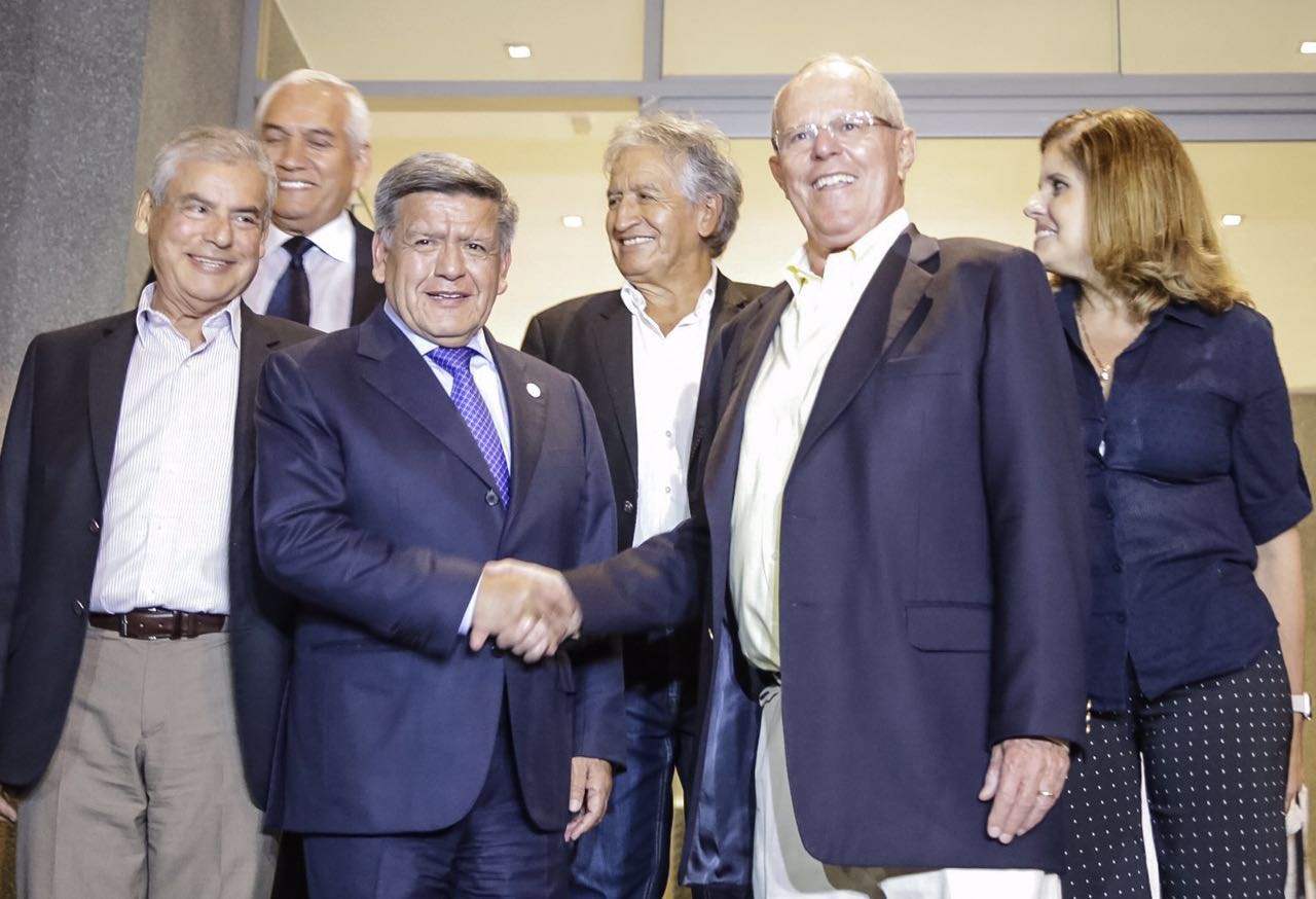 PPK recibe apoyo de César Acuña en segunda vuelta electoral