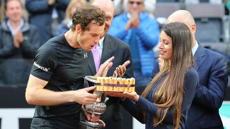 Murray cantó el feliz cumpleaños en Roma como campeón.