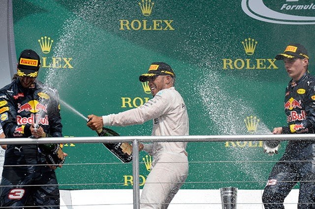 Hamilton mantuvo su racha ganadora en la Fórmula 1.