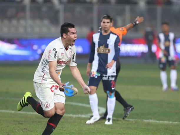 Rengifo le dio el clásico a la “U” sobre el final del encuentro.