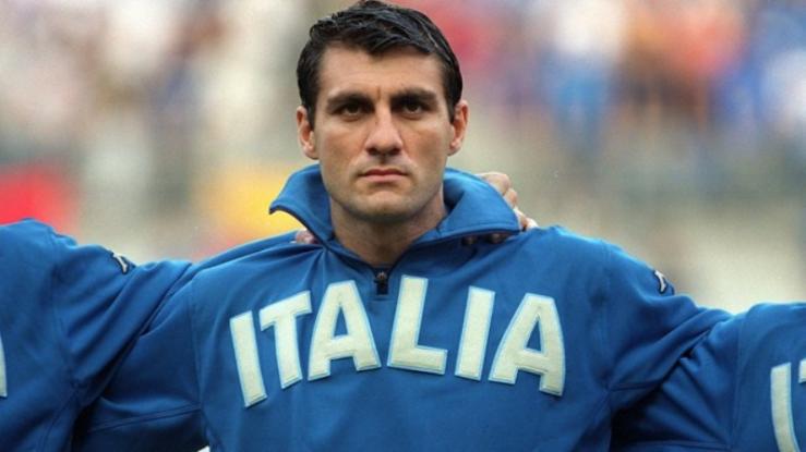 El italiano Vieri jugará profesionalmente en China,