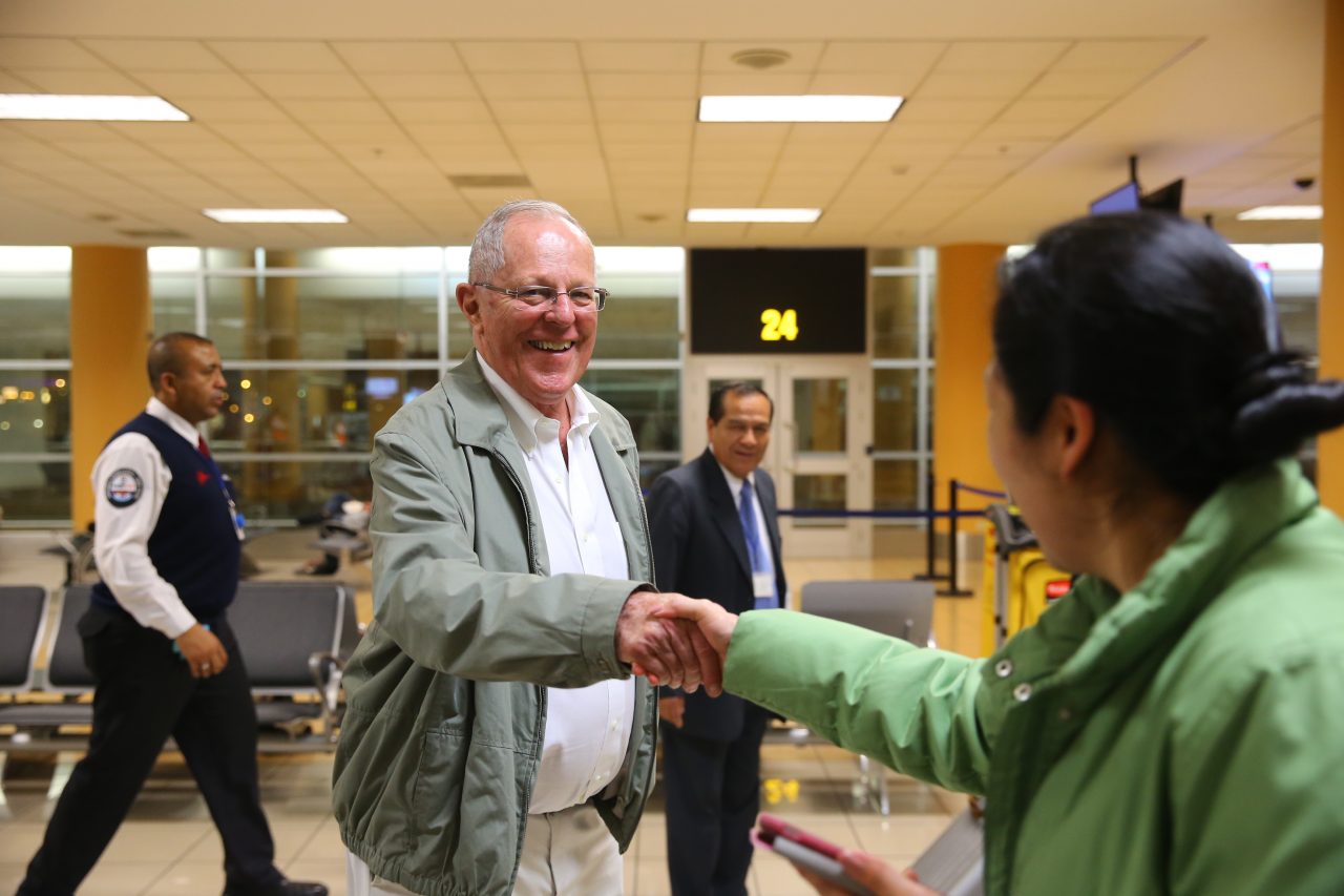 El Presidente  Kuczynski ya está en Los Ángeles y mañana viaja a Beijing.