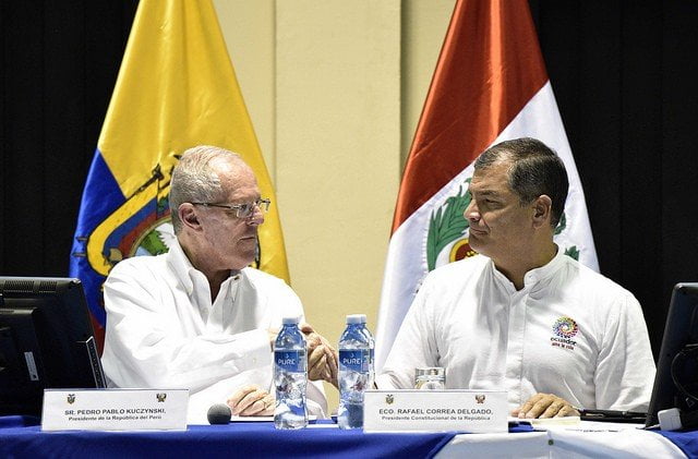 Gobiernos de Perú y Ecuador sostienen reunión en Macas para afianzar su integración.