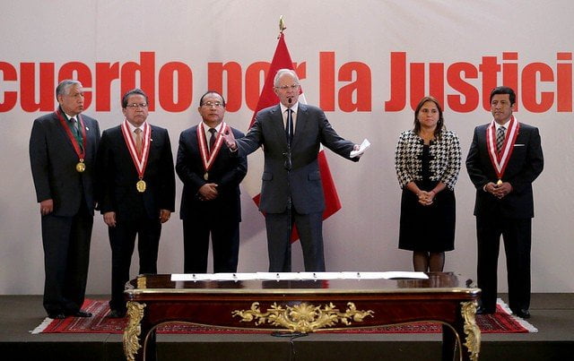 El presidente Kuczynski invocó a todos los peruanos para que trabajemos juntos contra la delincuencia.