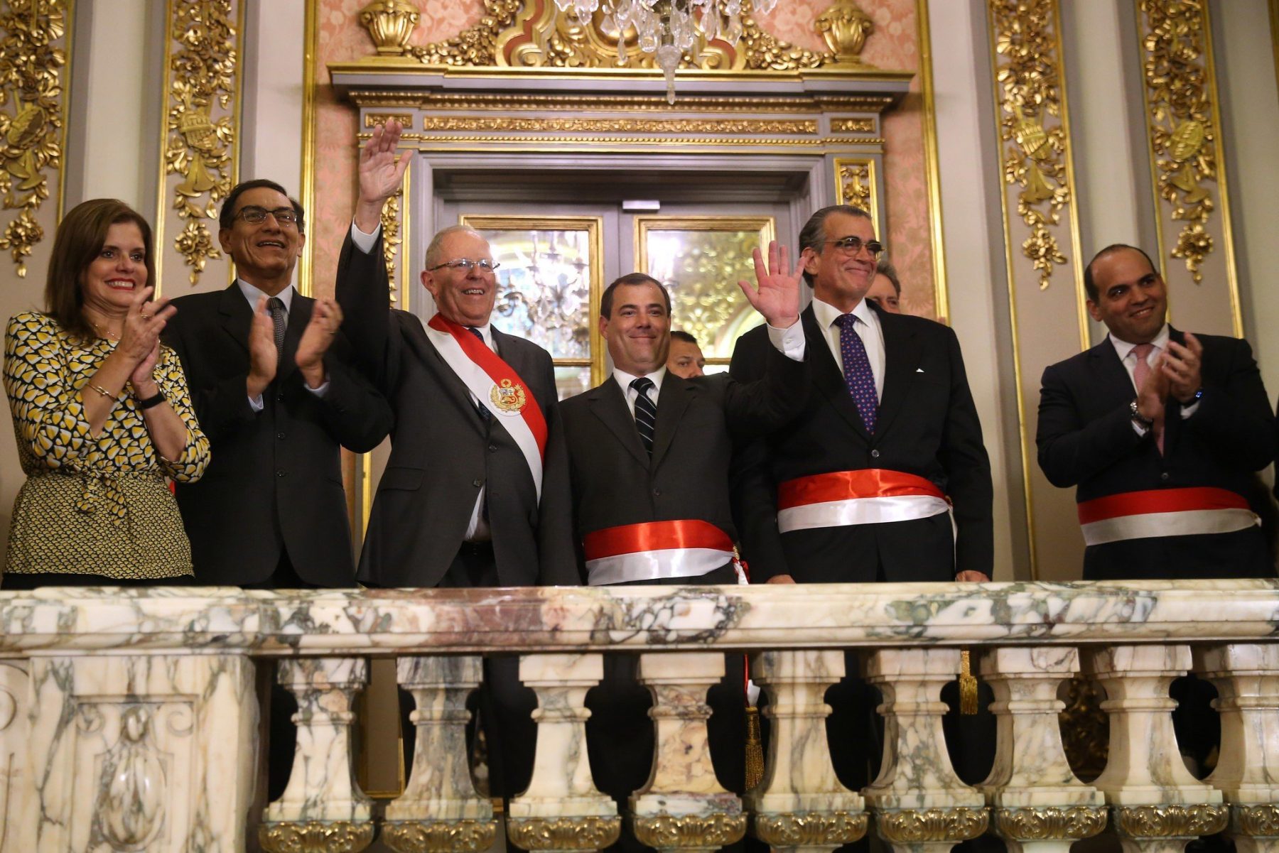 PRESIDENTE KUCZYNSKI JURAMENTÓ A MINISTROS DE TRANSPORTES Y COMUNICACIONES Y DE LA PRODUCCIÓN