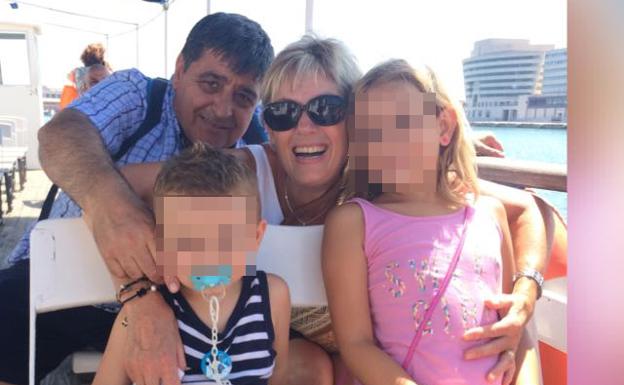 Se llamaba Francisco López Rodríguez, tenía 57 años y paseaba por la Rambla junto a su mujer, herida grave | Un niño de tres años que iba con ellos también ha muerto