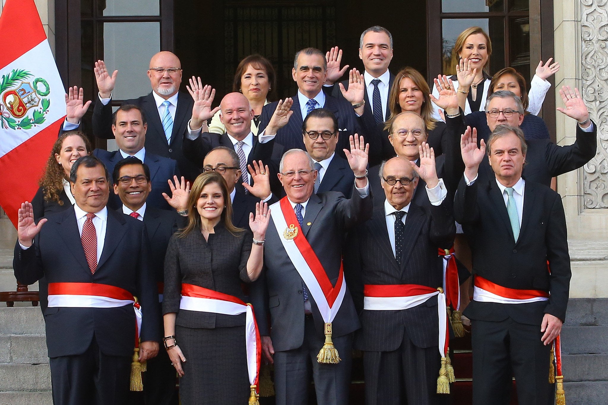 Los nuevos ministros del gabinete presidido por Mercedes Aráoz
