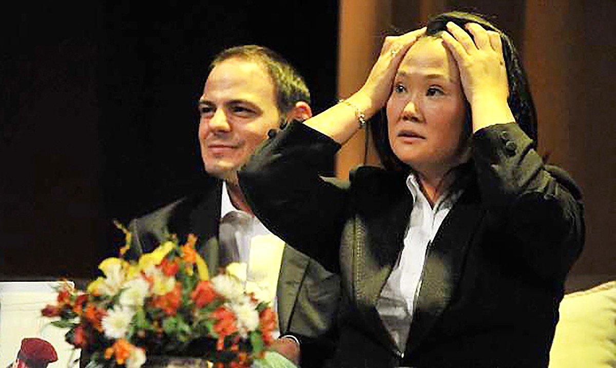 Keiko Fujimori y su esposo Mark Vito