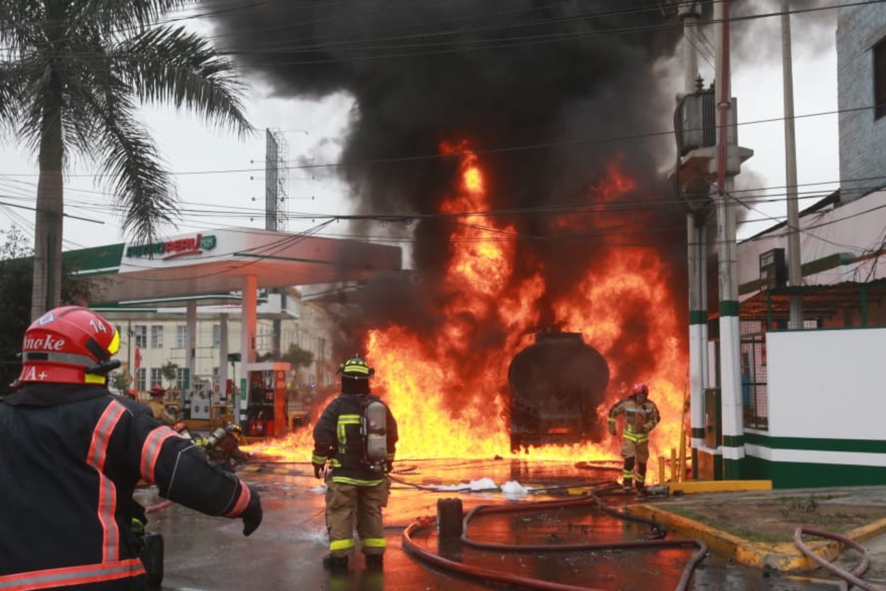 Incendio en Breña causó pánico