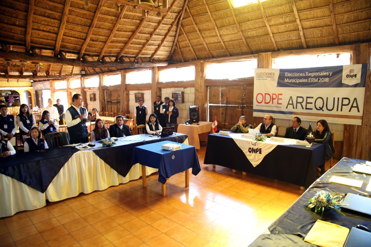 Jefe de la ONPE en Arequipa II