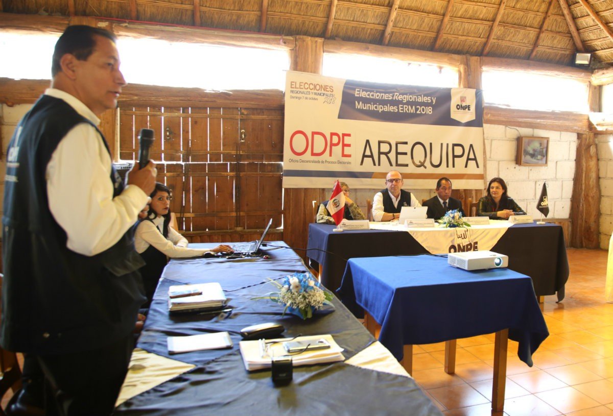 Jefe de la ONPE en Arequipa
