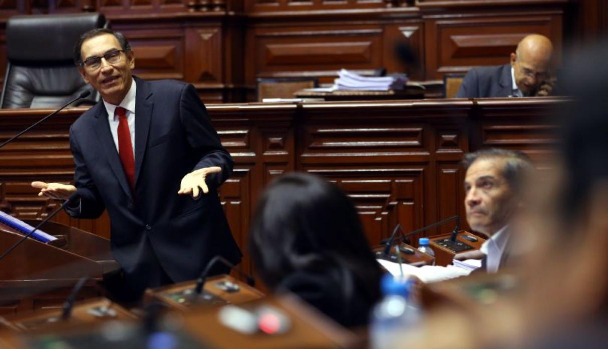 Martín Vizcarra en el Congreso