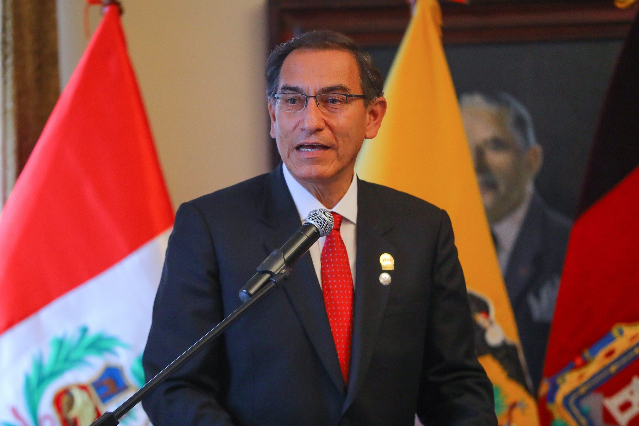 Martín Vizcarra propone cruzada contra la corrupción en Perú y Ecuador