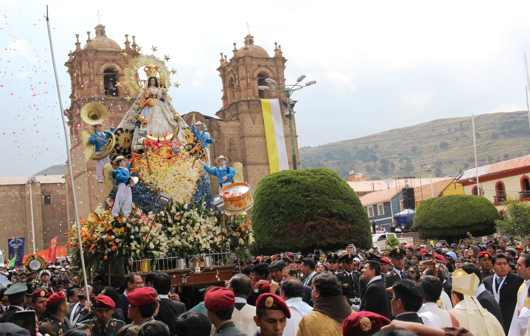 Ministra de Cultura presenta Festividad de la Virgen de la Candelaria 2019