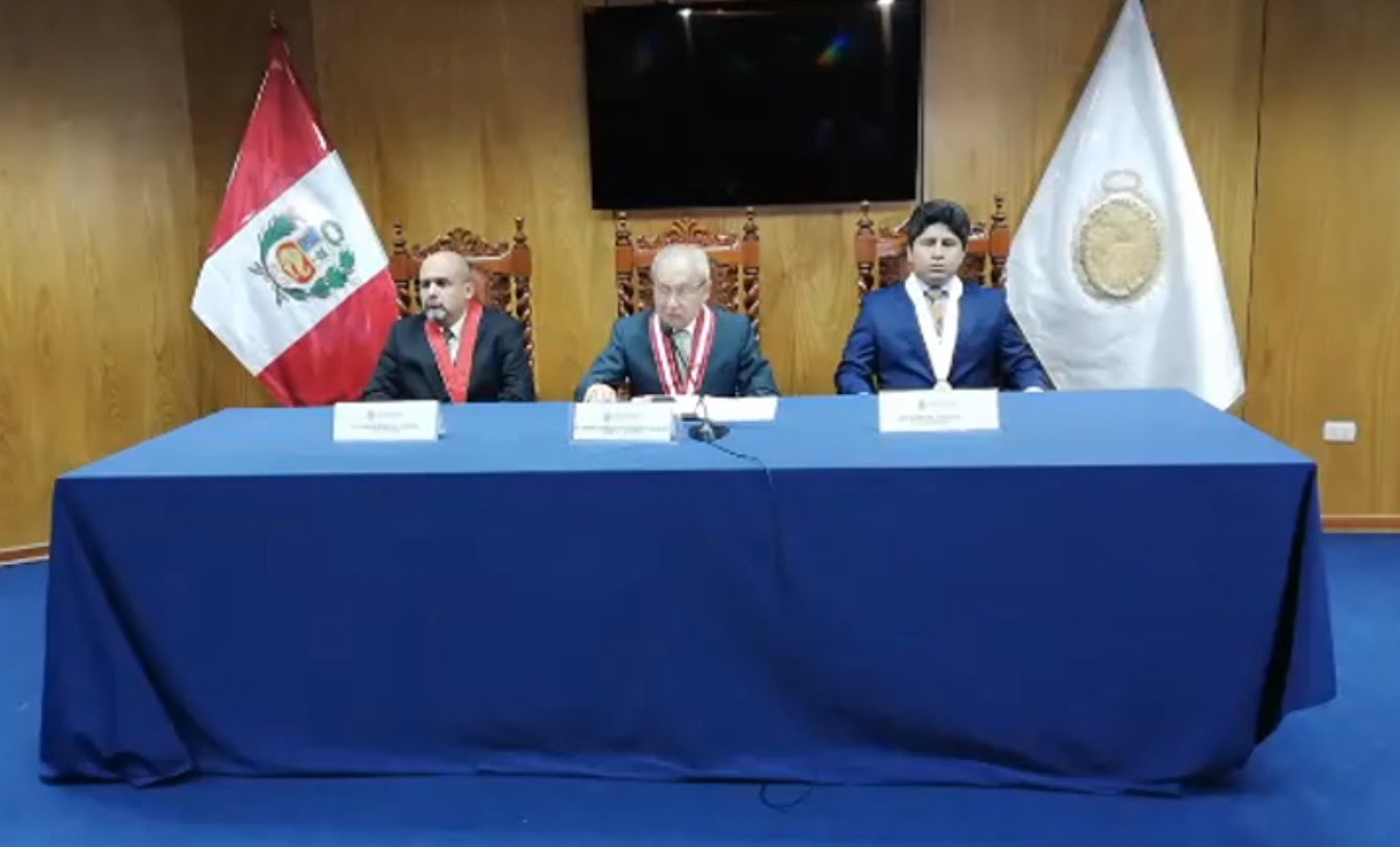 Pedro Chávarry retiró del caso Odebrecht a fiscales Domingo Pérez y Vela