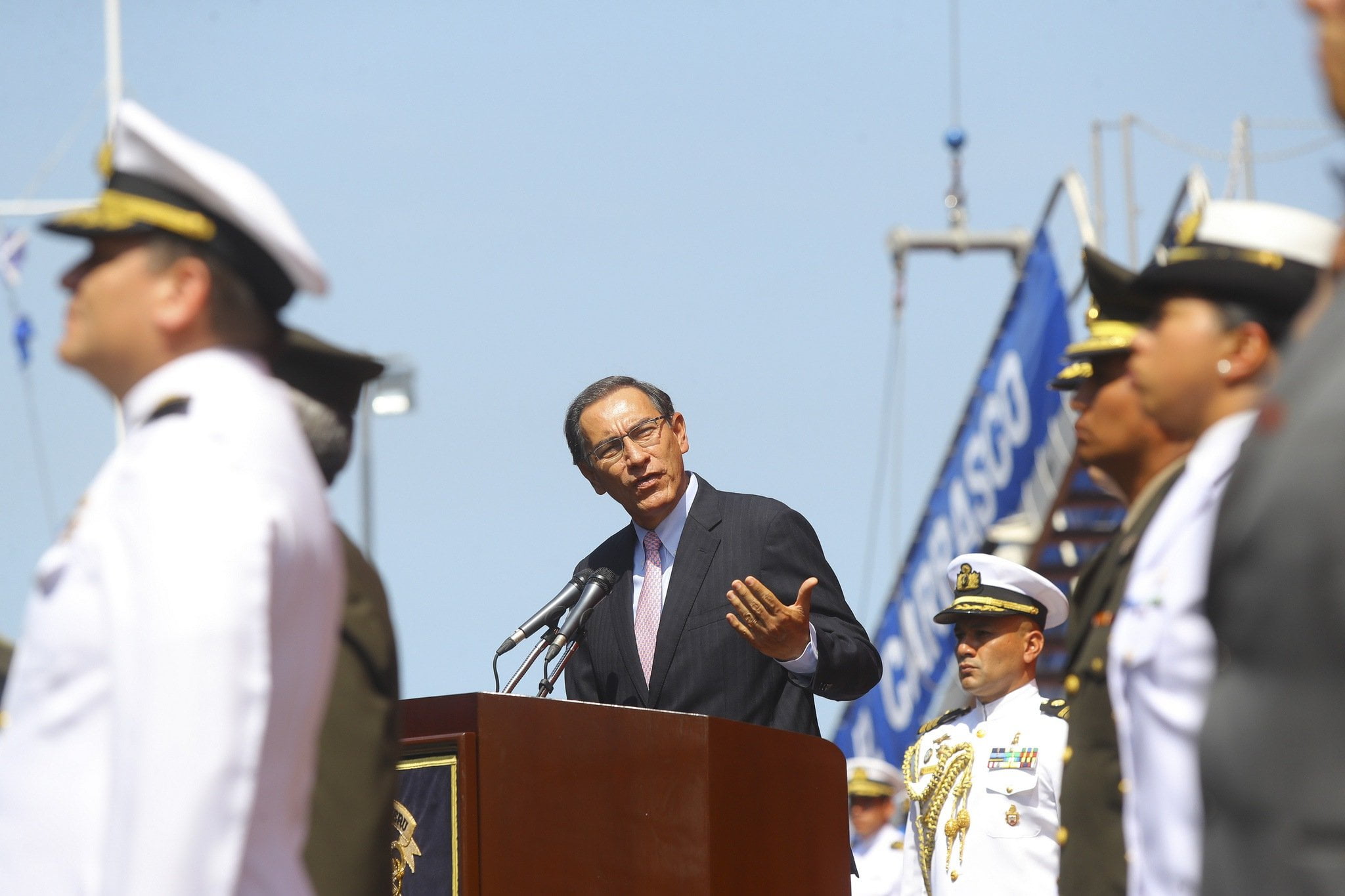 Martín Vizcarra a Fuerzas Armadas: 'Sumemos fuerzas contra la pobreza'