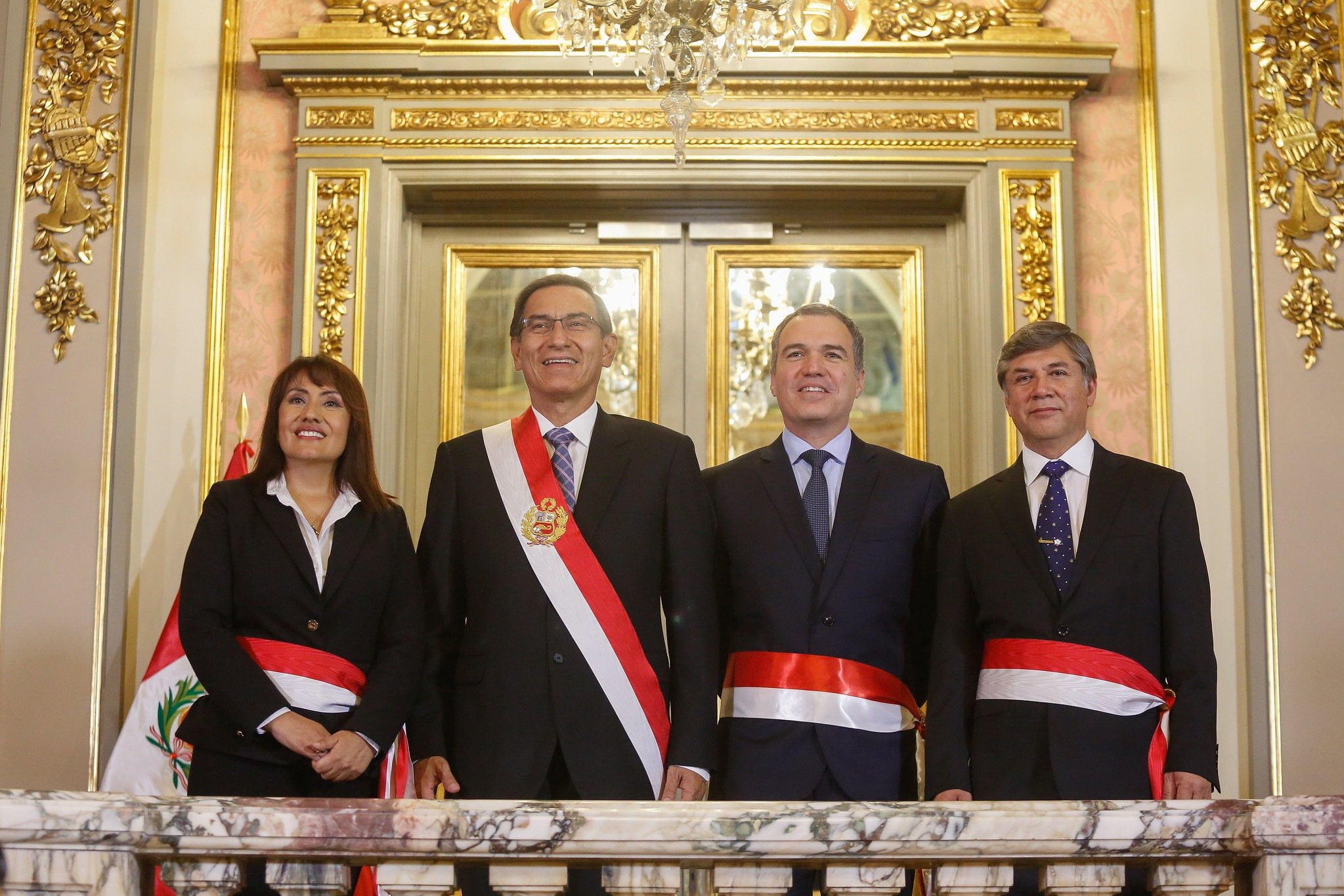 María Jara y Miguel Estrada juramentaron como titulares del MTC y Vivienda