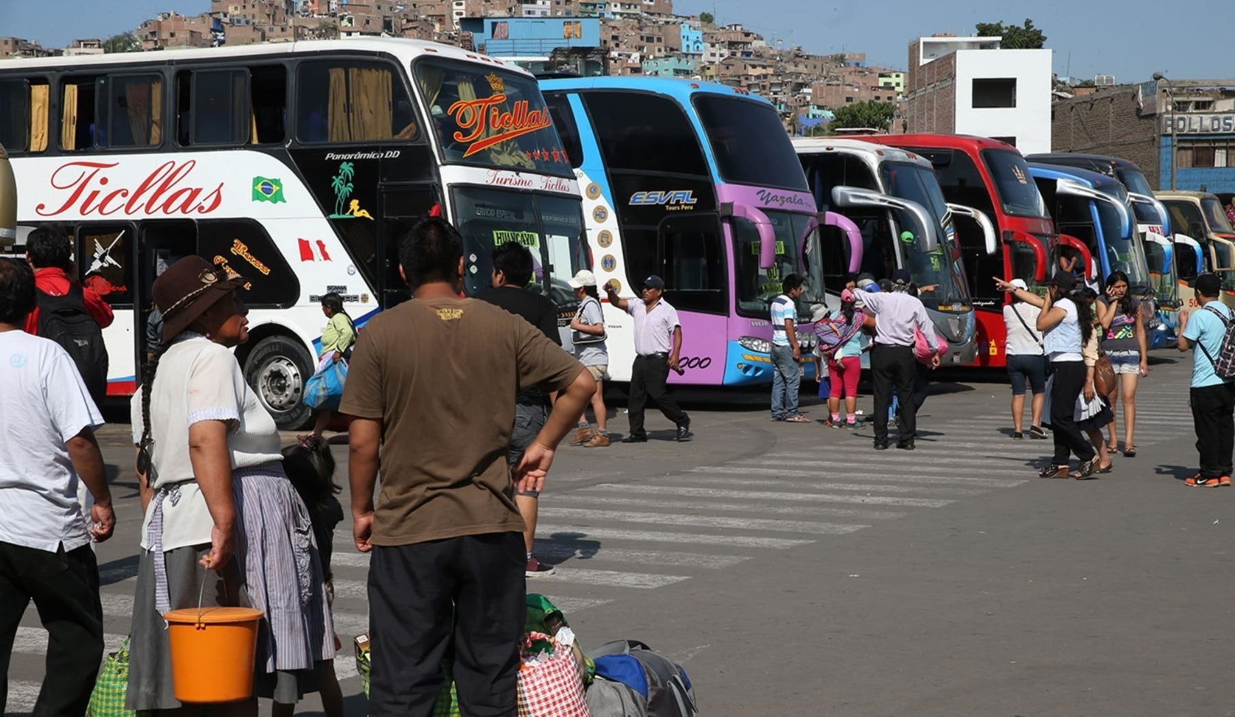 Clausuran Yerbateros y otros dos terminales terrestres por irregularidades