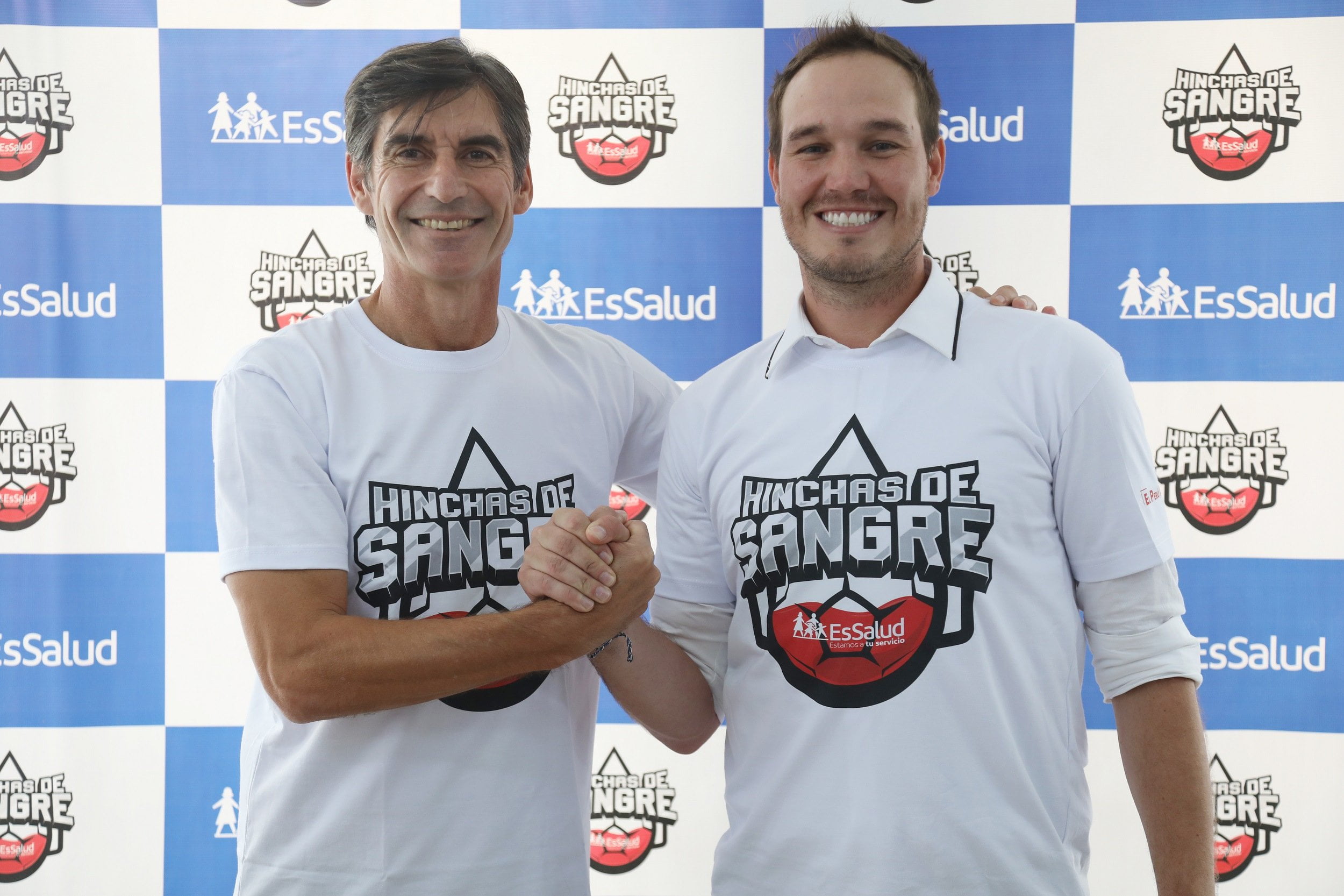 George Forsyth y Óscar Ibáñez apoyan "hinchas de sangre" para salvar vidas
