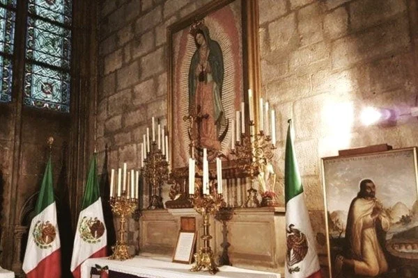 La Virgen de Guadalupe se salvó tras incendio en Notre Dame
